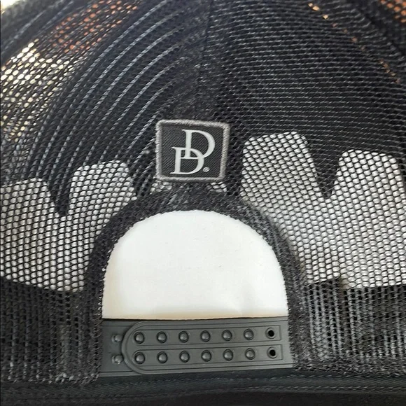 NWT Daniel Defense Black Trucker Hat - Picture 2 of 3